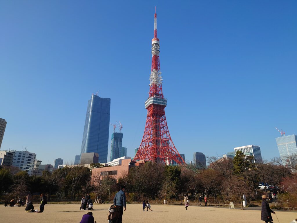 芝公園から見える東京タワー