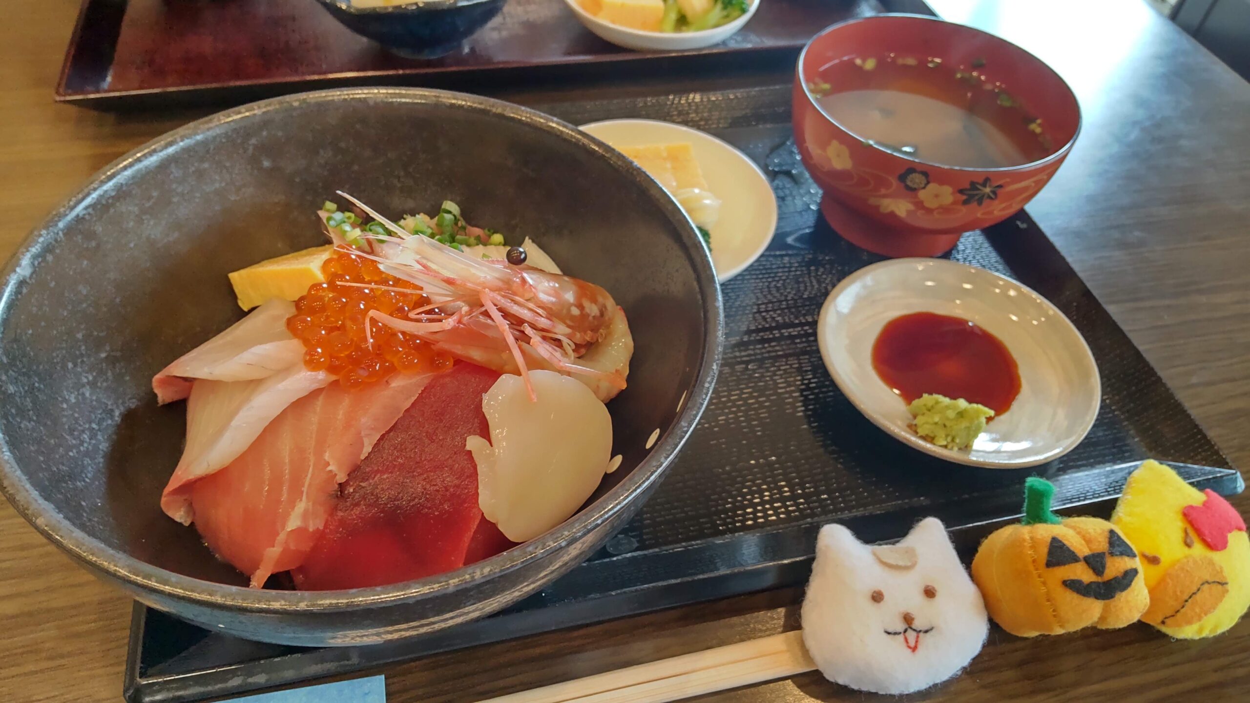 海鮮丼