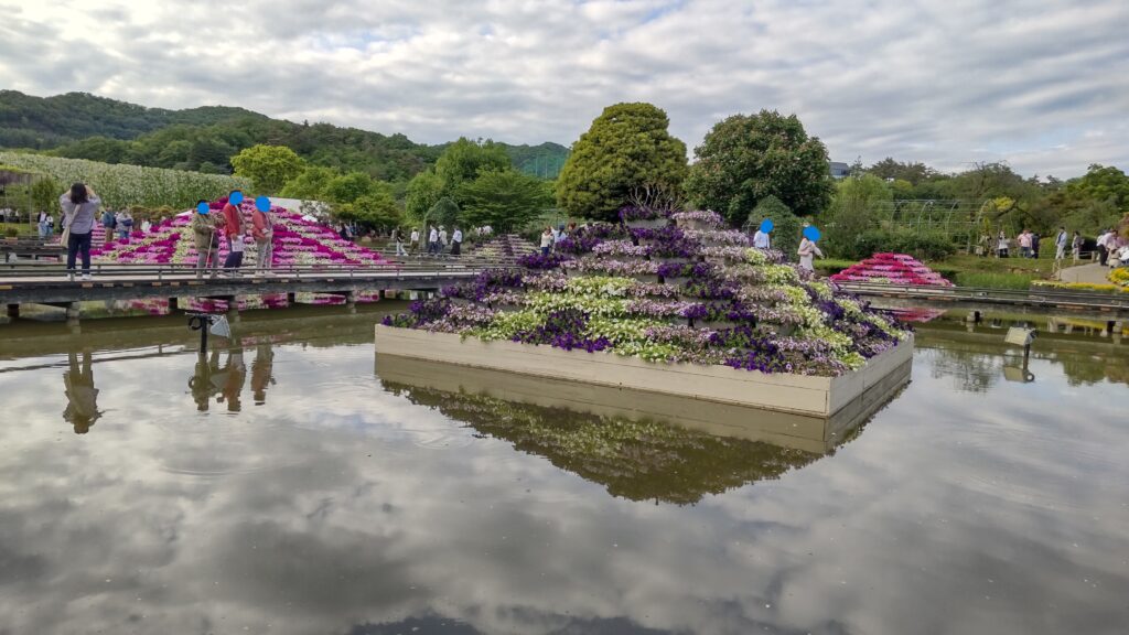 花のピラミッド